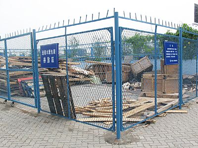 鋼板網護欄